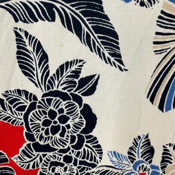 Chico's White Floral 3/4 Sleeve Marigold Cutouts Split-Neck Tunic Top Size Small - Picture 4 of 14